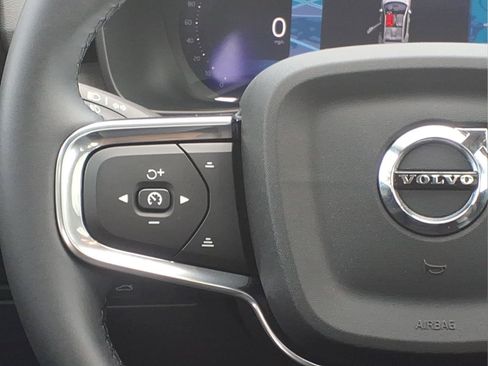 Certified 2026 Volvo XC40 B5 Plus w/ Protection Package Premier AWD/4WD image 10