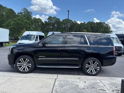 Used 2018 GMC Yukon Denali image 8