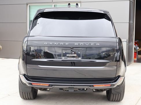 Certified 2025 Land Rover Range Rover SE AWD/4WD image 9
