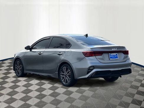 Used 2023 Kia Forte GT-Line w/ GT-Line Premium Package FWD image 4