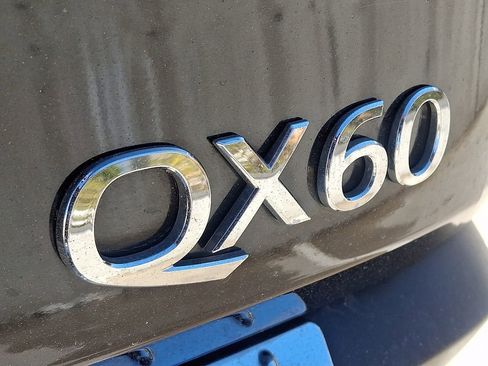 Certified 2024 INFINITI QX60 Luxe w/ Cargo Package image 31