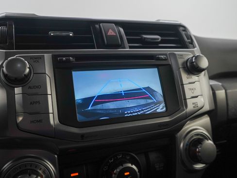 Used 2015 Toyota 4Runner SR5 Premium AWD/4WD image 27