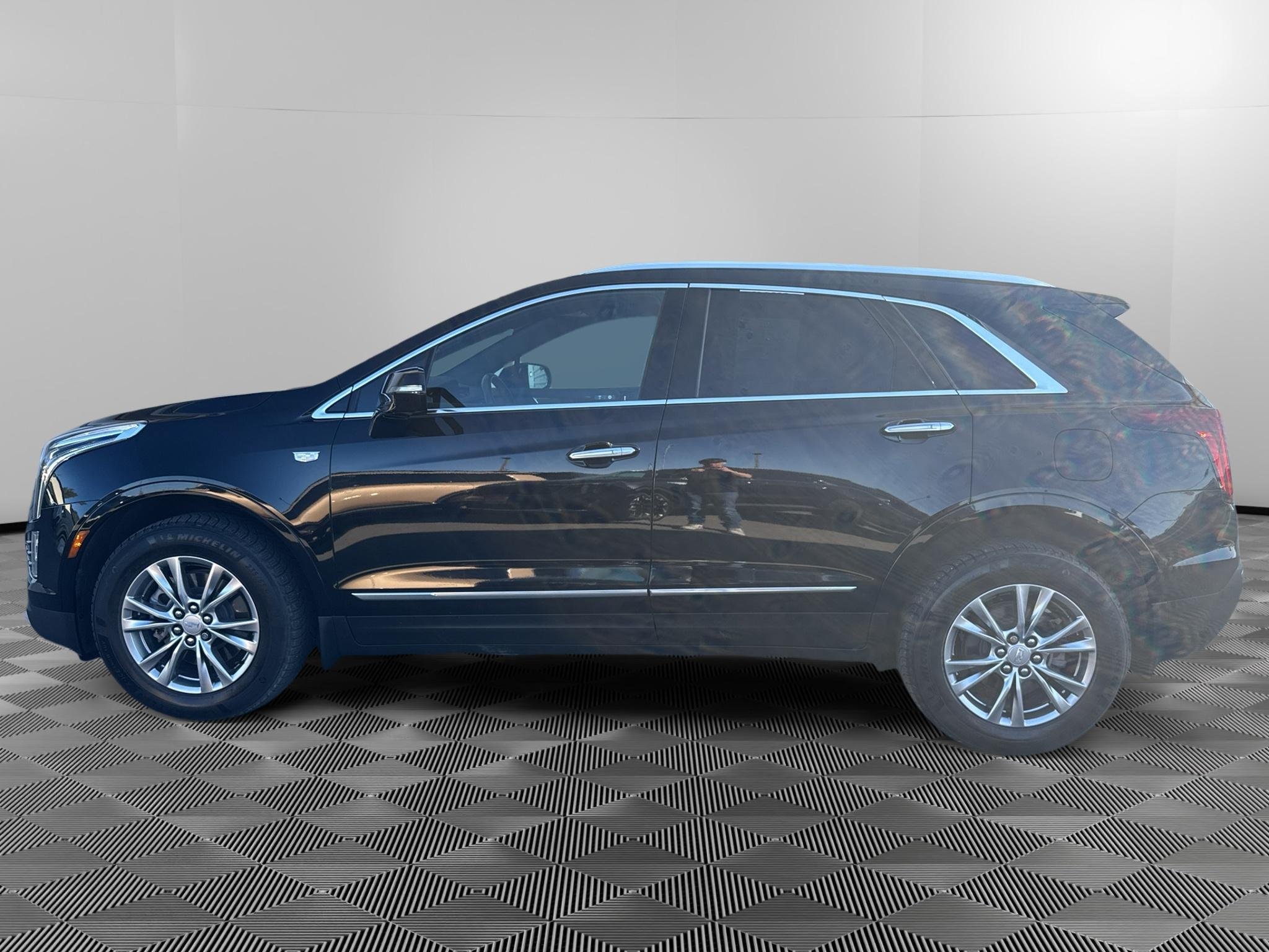 Used 2022 Cadillac XT5 Premium Luxury AWD/4WD image 7