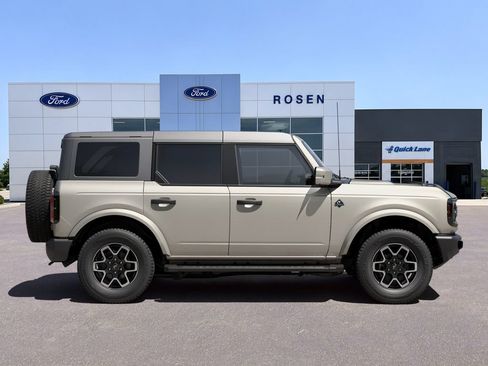 New 2026 Ford Bronco Outer Banks AWD/4WD image 5
