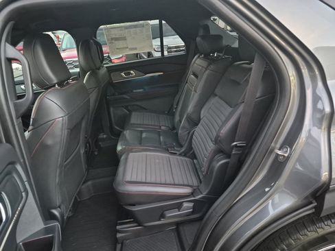 New 2026 Ford Explorer ST-Line w/ Premium Package image 15