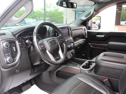 Used 2022 GMC Sierra 2500 Denali w/ Snow Plow Prep/Camper Package AWD/4WD image 13