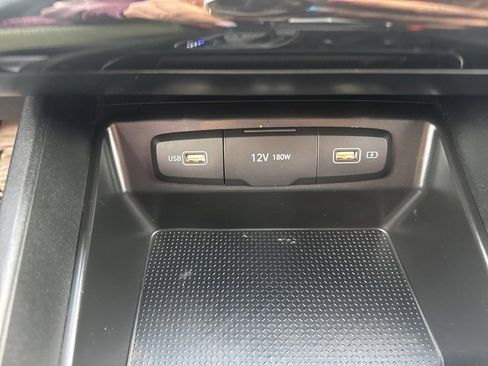 Used 2022 Hyundai Santa Cruz SE image 32