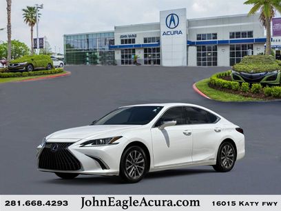 Used 2022 Lexus ES 300h w/ Premium Package