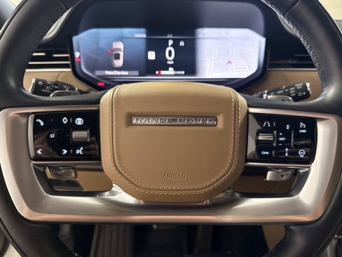 Used 2025 Land Rover Range Rover SE AWD/4WD image 29