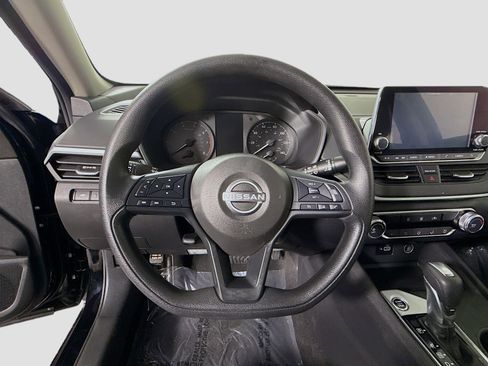 Used 2023 Nissan Altima 2.5 S image 13