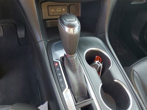 Used 2021 Chevrolet Equinox LT image 25