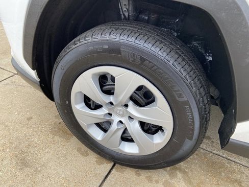 Used 2024 Toyota RAV4 LE image 24