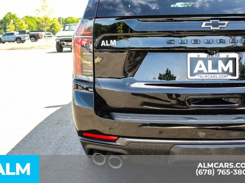 Used 2025 Chevrolet Suburban Z71 AWD/4WD image 13