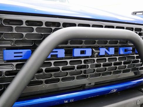 Used 2021 Ford Bronco First Edition image 10