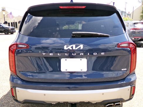 Used 2023 Kia Telluride S w/ S Sunroof Package AWD/4WD image 3