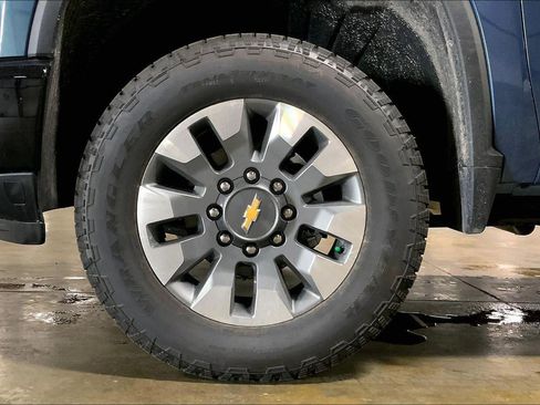 New 2026 Chevrolet Silverado 2500 Custom w/ Custom Value Package AWD/4WD image 11