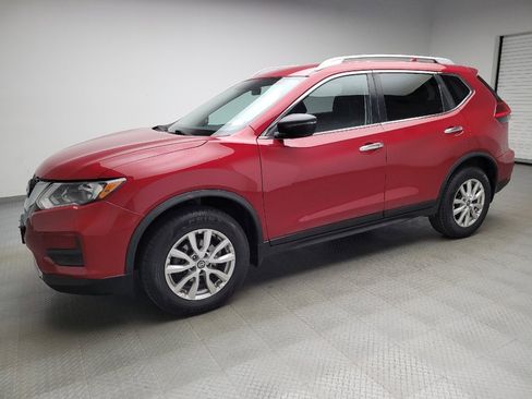 Used 2017 Nissan Rogue SV AWD/4WD image 2