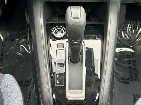 Used 2025 Nissan Versa SV w/ Trunk Package image 16