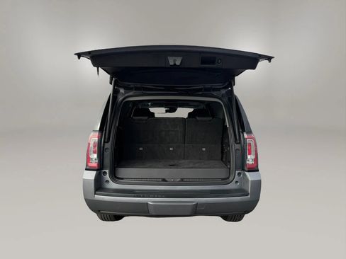 Used 2018 GMC Yukon SLT image 9