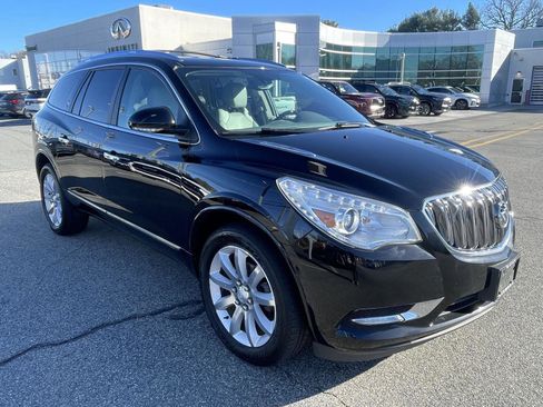 Used 2017 Buick Enclave Premium image 3