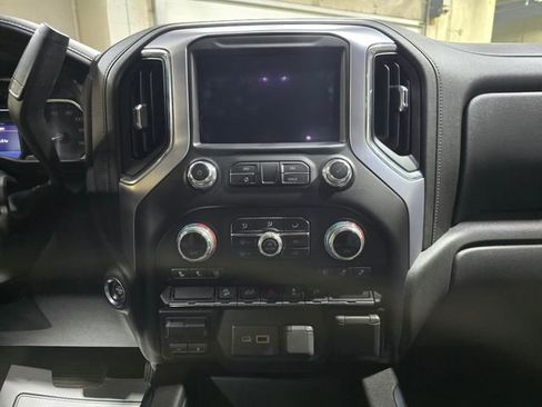 Used 2022 GMC Sierra 1500 SLT w/ SLT Premium Package AWD/4WD image 20