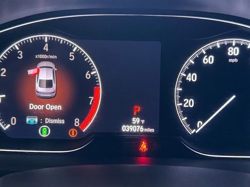 Used 2018 Honda Accord Touring image 18