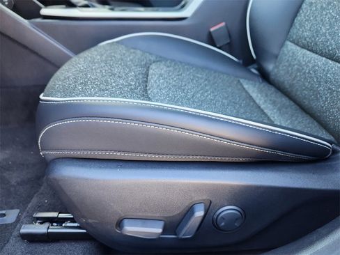 New 2025 Kia K4 GT-Line image 17