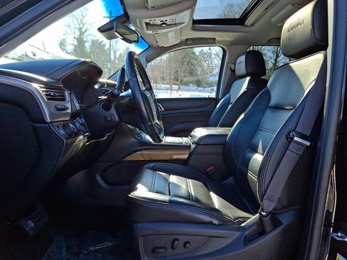 Used 2017 GMC Yukon XL Denali w/ Open Road Package image 15