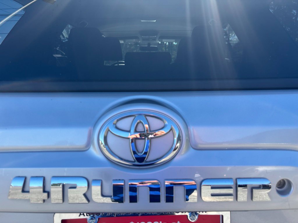 Used 2016 Toyota 4Runner SR5 AWD/4WD image 30