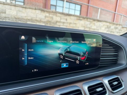 Used 2022 Mercedes-Benz GLS 450 4MATIC image 29