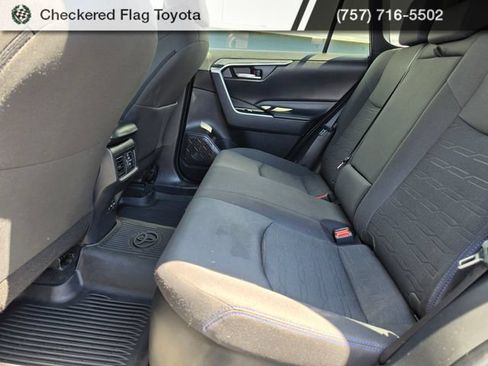 Used 2023 Toyota RAV4 SE w/ Convenience Package AWD/4WD image 26