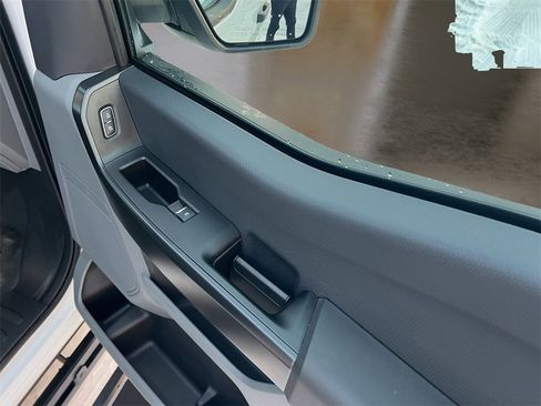 Used 2022 Ford F150 XL w/ Equipment Group 101A High image 11