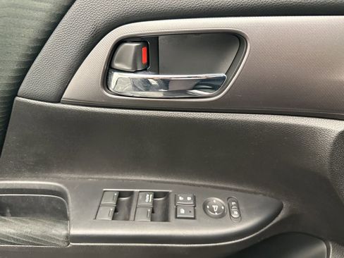 Used 2014 Honda Accord LX image 23