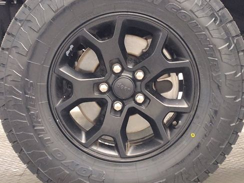 Used 2020 Jeep Wrangler Unlimited Sport image 31