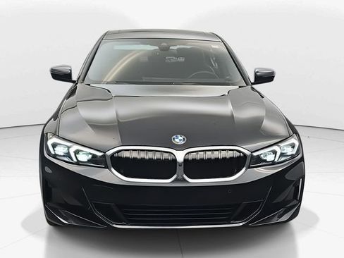 Used 2024 BMW 330i Sedan image 3