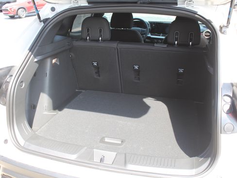 New 2026 Chevrolet Trax RS w/ Driver Confidence Package FWD image 20
