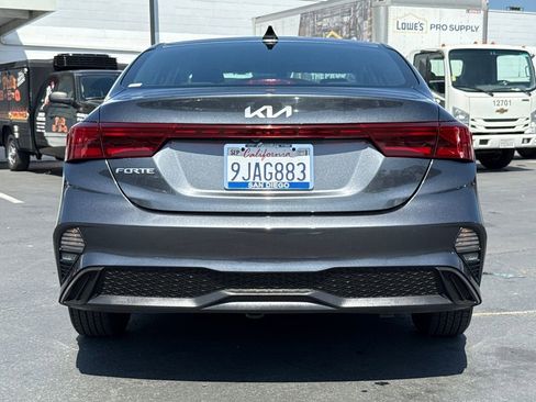 Used 2023 Kia Forte LXS w/ LXS Technology Package FWD image 8