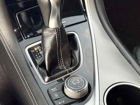 Used 2017 INFINITI Q50 3.0t Premium w/ 3.0T Premium Plus Package image 25