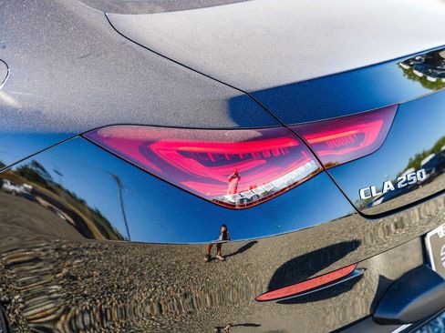 Certified 2020 Mercedes-Benz CLA 250 image 11