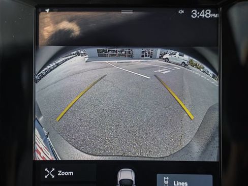 Used 2022 Volvo XC40 T5 Momentum AWD/4WD image 44