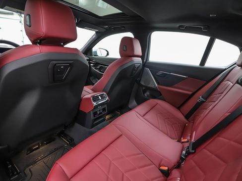 Used 2026 BMW 530i xDrive w/ M Sport Package image 22