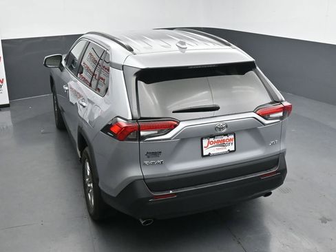 Used 2024 Toyota RAV4 XLE FWD image 28