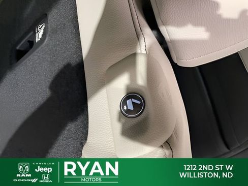 New 2026 Honda Pilot Elite image 60