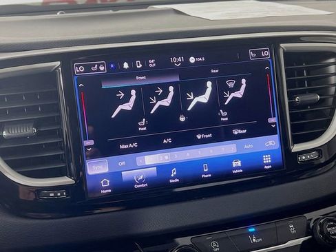 Used 2022 Chrysler Pacifica Touring-L image 19