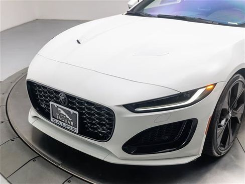 Certified 2024 Jaguar F-TYPE Coupe AWD image 9