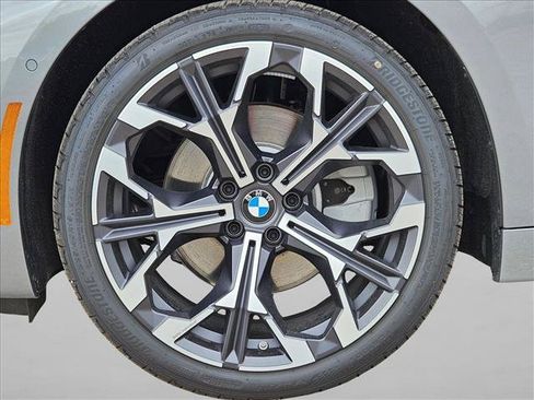 New 2026 BMW 230i xDrive Coupe w/ Convenience Package AWD/4WD image 16