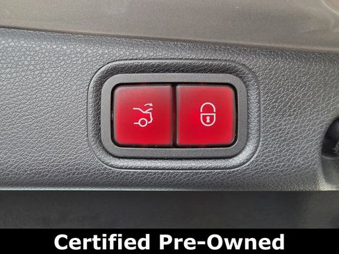 Certified 2022 Mercedes-Benz E 450 4MATIC Sedan image 38