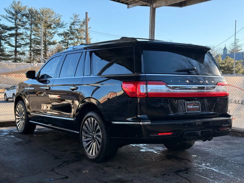 Used 2018 Lincoln Navigator L Reserve w/ Technology Package image 11