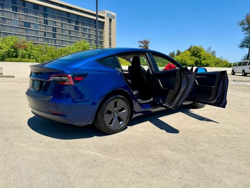 Used 2022 Tesla Model 3 RWD image 49
