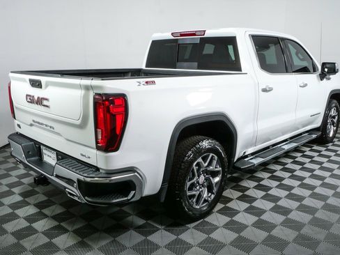 New 2026 GMC Sierra 1500 SLT w/ SLT Premium Plus Package AWD/4WD image 3